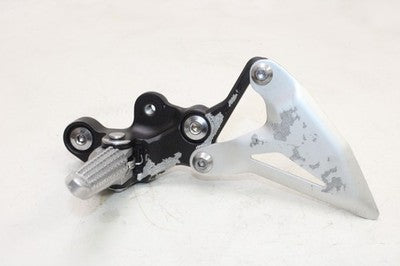 18-23 KAWASAKI NINJA 400 EX400 OEM LEFT FRONT FOOT REST PEG STEP