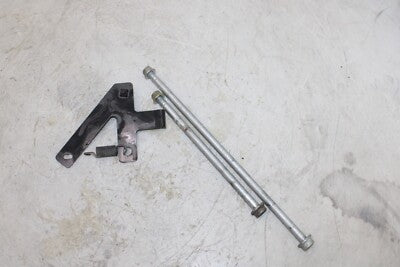 2004 TRIUMPH DAYTONA 600 OEM ENGINE MOUNT MOTOR BRACKET ENGINE BOLTS
