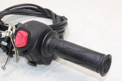 2018 YAMAHA XMAX CZD300A OEM RIGHT HANDLE SWITCHES KILL OFF START SWITCH