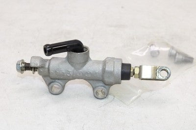 99-02 KAWASAKI NINJA ZX6R ZX600J OEM REAR BACK BRAKE MASTER CYLINDER