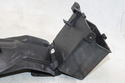 1996 Yamaha FZR600R OEM REAR BACK TAIL UNDERTAIL BATTERY TRAY PLASTIC W FENDER