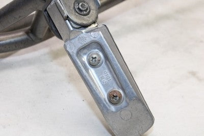 2011 KAWASAKI VERSYS 650 KLE650CF OEM RIGHT REAR BACK PASSENGER PEG W MOUNT