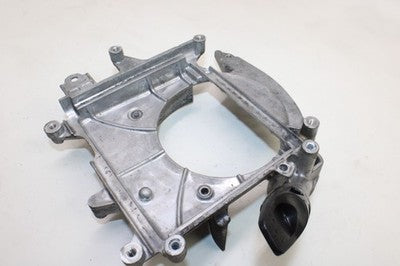 2010 HONDA ELITE 110 NHX110 OEM OIL COVER MOTOR BRACKET