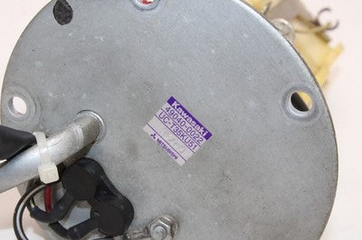 06-22 KAWASAKI VULCAN 900 VN900B CLASSIC OEM FUEL GAS PUMP