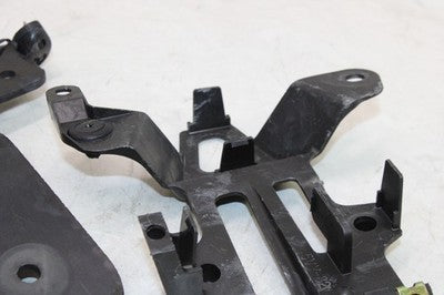 2006 YAMAHA YZF R1 OEM MISC INNER BRACKETS MOUNTS