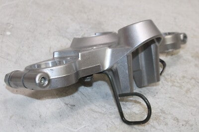 04-05 KAWASAKI ZZR1200 OEM FORKS UPPER TRIPLE TREE CLAMP