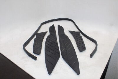 2006 SUZUKI BURGMAN AN400S OEM FLOOR BOARD FOOT REST SET