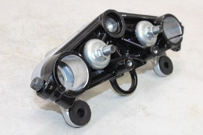 2009 Suzuki GS500F OEM FORKS UPPER TRIPLE TREE CLAMP