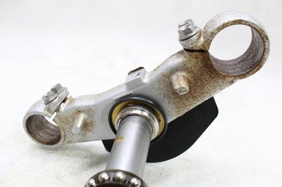 2006 SUZUKI SV650 OEM FRONT FORKS CLAMP LOWER TRIPLE TREE STEM