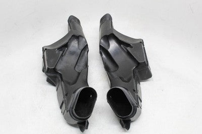 06 07 SUZUKI GSXR 750 OEM LEFT RIGHT RAM AIR INTAKE DUCT TUBE
