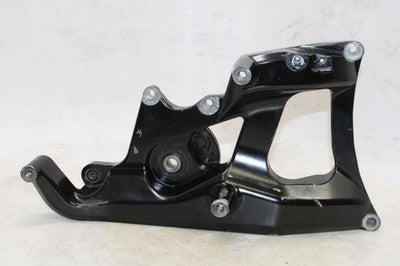 2006 YAMAHA MAJESTY 400 YP400 OEM REAR SIDE SWINGARM BRACKET