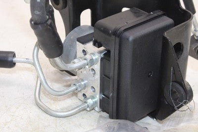 15-17 KAWASAKI VERSYS 1000 OEM ABS PUMP UNIT MODULE