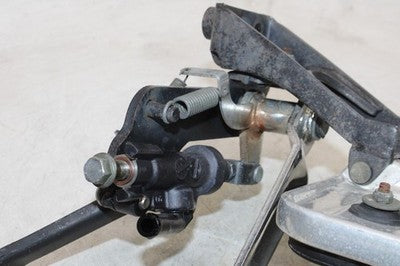 01-03 YAMAHA ROAD STAR XV1600A OEM RIGHT FOOT REST W BRAKE PEDAL