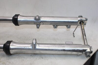 1980 SUZUKI GS250T OEM FRONT FORKS SHOCK SUSPENSION END COMPLETE TRIPLE TREE
