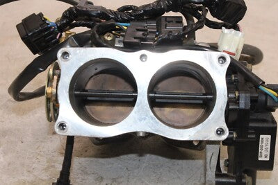 04-10 KAWASAKI VULCAN 2000 VN2000A OEM FUEL INJECTOR