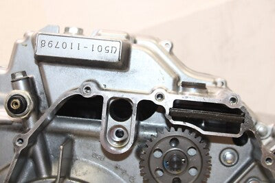 2014 SUZUKI VSTROM DL1000A ABS OEM ENGINE CRANKCASE W PISTON FLYWHEEL CRANKSHAFT