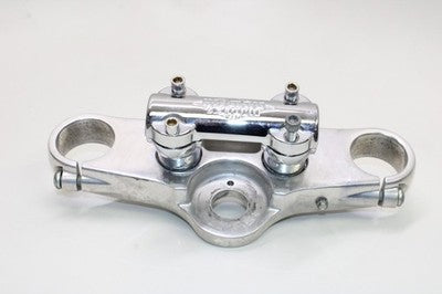 2006 HARLEY-DAVIDSON DYNA WIDE GLIDE FXDWGI OEM FORKS UPPER TRIPLE TREE CLAMP