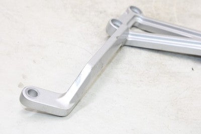 2004 KAWASAKI NINJA 250R EX250F OEM RIGHT REARSET DRIVER FOOT PEG BRACKET MOUNT