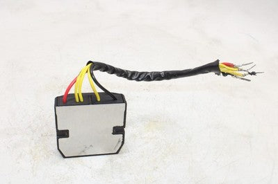 01-04 SUZUKI GSXR 1000 OEM RECTIFIER VOLTAGE REGULATOR