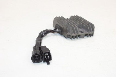 04-09 SUZUKI VSTROM 650 DL650 OEM RECTIFIER VOLTAGE REGULATOR