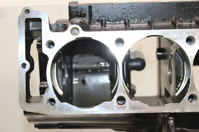 1998 KAWASAKI CONCOURS 1000 ZG1000A OEM ENGINE MOTOR CRANKCASE CRANK CASES BLOCK