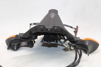 2018 YAMAHA XMAX CZD300A OEM REAR BACK FENDER TAIL ELIMINATOR W INDICATORS