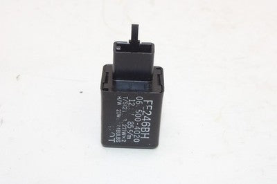 2009 KAWASAKI VULCAN 900 VN900B OEM TURN SIGNAL BLINKER RELAY FLASHER SWITCH