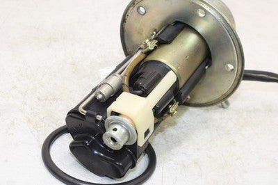 01-02 SUZUKI GSXR 1000 OEM FUEL PUMP GAS PETROL SENDER UNIT