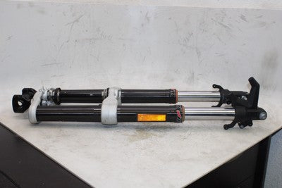 2018 HUSQVARNA SVARTPILEN 401 OEM COMPLETE FRONT END FORKS TRIPLE TREE