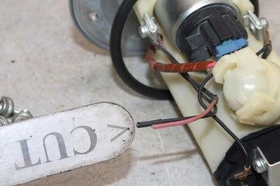 06-07 SUZUKI GSXR 750 OEM FUEL PUMP GAS PETROL SENDER UNIT