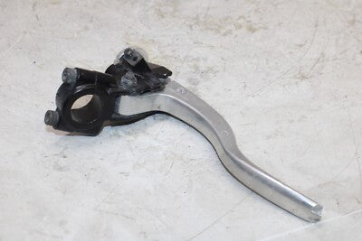 2004 TRIUMPH DAYTONA 600 OEM CLUTCH PERCH MOUNT WITH LEVER