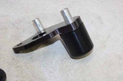 06-07 SUZUKI GSXR 750 OEM MOUNTING BRACKETS MOUNTS SET