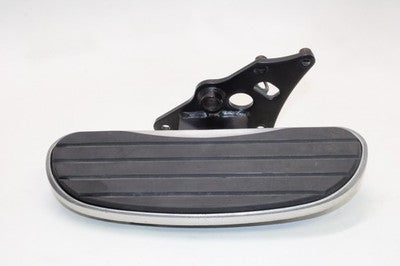 07-24 KAWASAKI VULCAN 900 VN900B CLASSIC OEM RIGHT FRONT FOOT REST