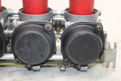 97-98 SUZUKI GSXR600 OEM CARBS CARBURETORS