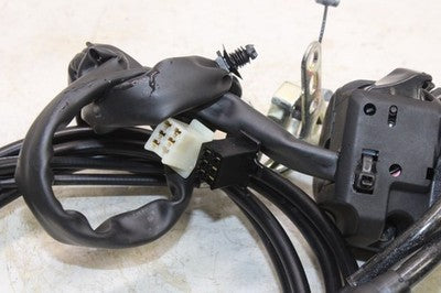 2018 YAMAHA XMAX CZD300A OEM RIGHT HANDLE SWITCHES KILL OFF START SWITCH