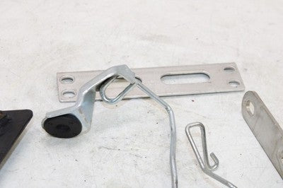 06-07 SUZUKI GSXR 750 OEM MISC MOUNTING BRACKETS MOUNTS STAY SET KIT