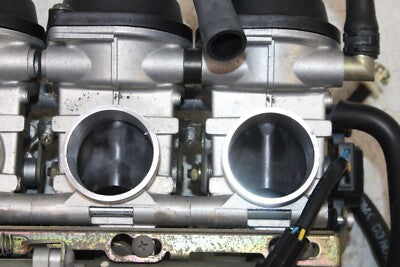 2004 YAMAHA YZF R6 OEM MAIN FUEL INJECTORS / THROTTLE BODIES