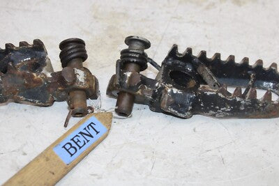 1992 KAWASAKI KX250 OEM LEFT RIGHT FOOT RESTS PEGS