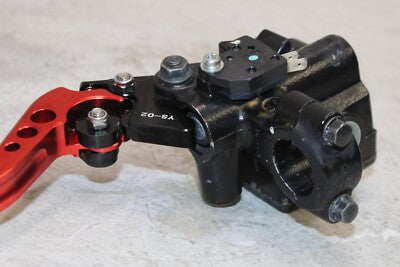 2015 KAWASAKI NINJA 300 EX300B ABS OEM FRONT BRAKE MASTER CYLINDER W/ LEVER