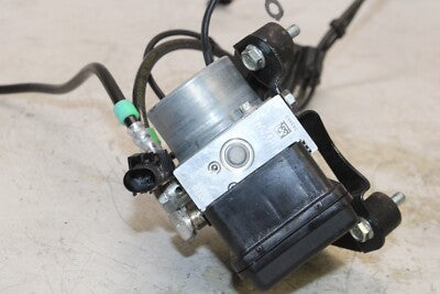 18-19 KTM 390 DUKE OEM ABS PUMP UNIT MODULE W LINES