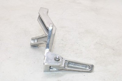 95-07 YAMAHA YZF600R OEM RIGHT REAR BACK PASSENGER PEG