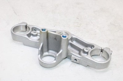 97-07 YAMAHA YZF600R OEM FORKS UPPER TRIPLE TREE CLAMP