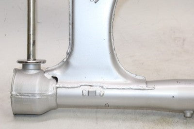 96-07 KAWASAKI VULCAN 1500 VN1500A OEM REAR SWINGARM W FINAL DRIVE