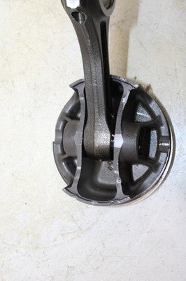 2018 KTM 390 DUKE OEM ENGINE MOTOR BLOCK PISTON !for Parts!