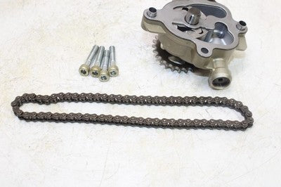 14-17 YAMAHA FZ09 OEM ENGINE MOTOR OIL PUMP