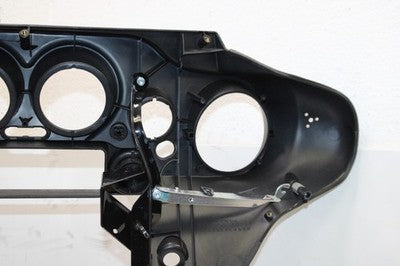 2004 HARLEY-DAVIDSON ELECTRA GLIDE FLHT OEM GAUGE CLUSTER OUTER COVER FAIRING