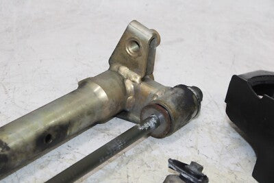 2006 SUZUKI BURGMAN 400 AN400S OEM ENGINE BRACKET MOUNT MISC