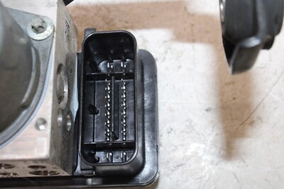 2014 SUZUKI VSTROM 1000 DL1000A ABS OEM ABS PUMP UNIT MODULE