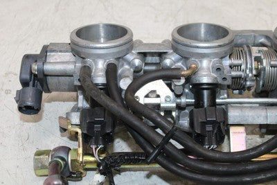 2000 HONDA CBR900RR OEM MAIN FUEL INJECTORS / THROTTLE BODIES
