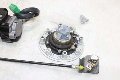 01-02 SUZUKI GSXR 1000 OEM IGNITION LOCK SET W/ GAS CAP SEAT LOCK !no Key!
